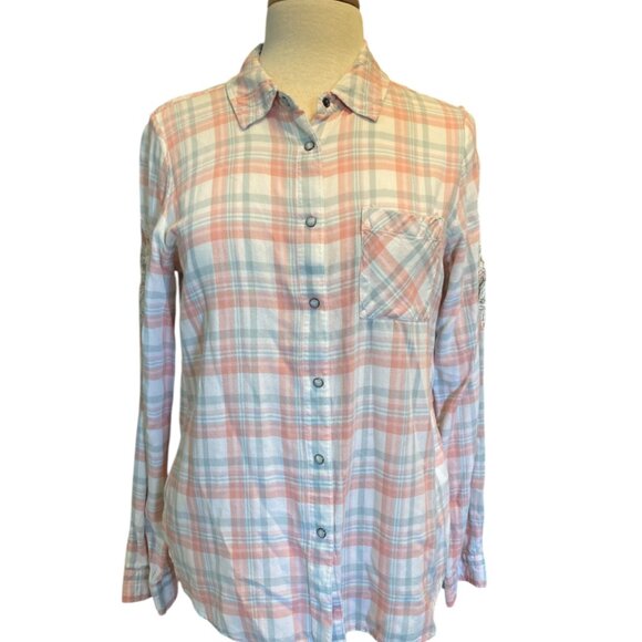 Shyanne Tops - (1217) Shyanne Country Western Embroidered Snap Shirt • Size M • Boho Rodeo Chic